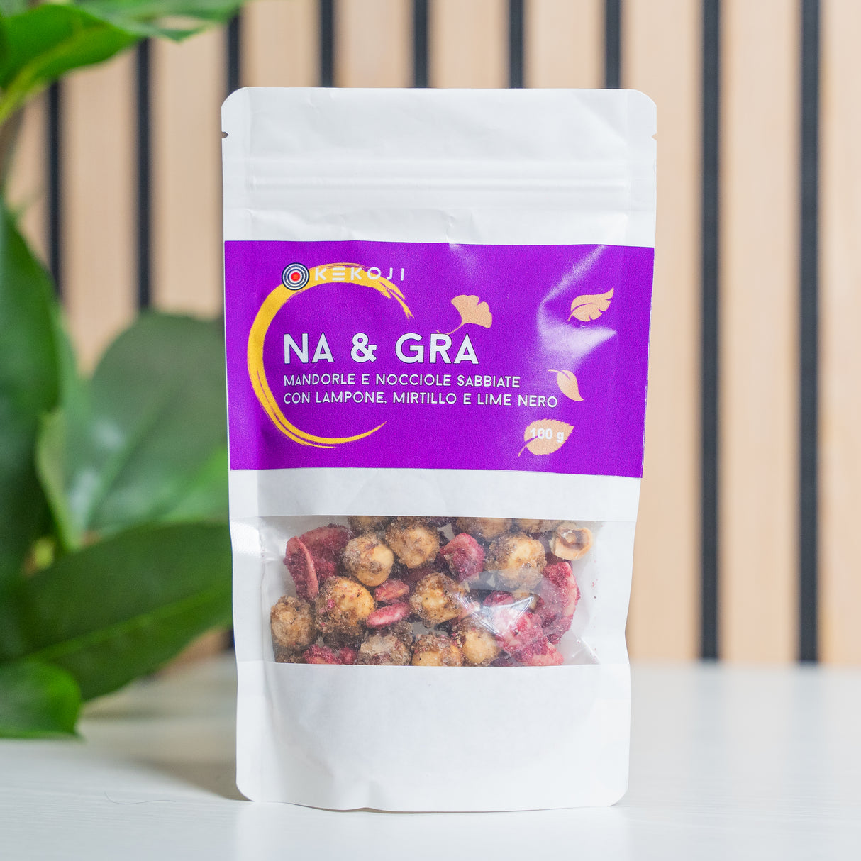 Na & Gra - Mandorle e Nocciole sabbiate con lampone, mirtillo e lime nero
